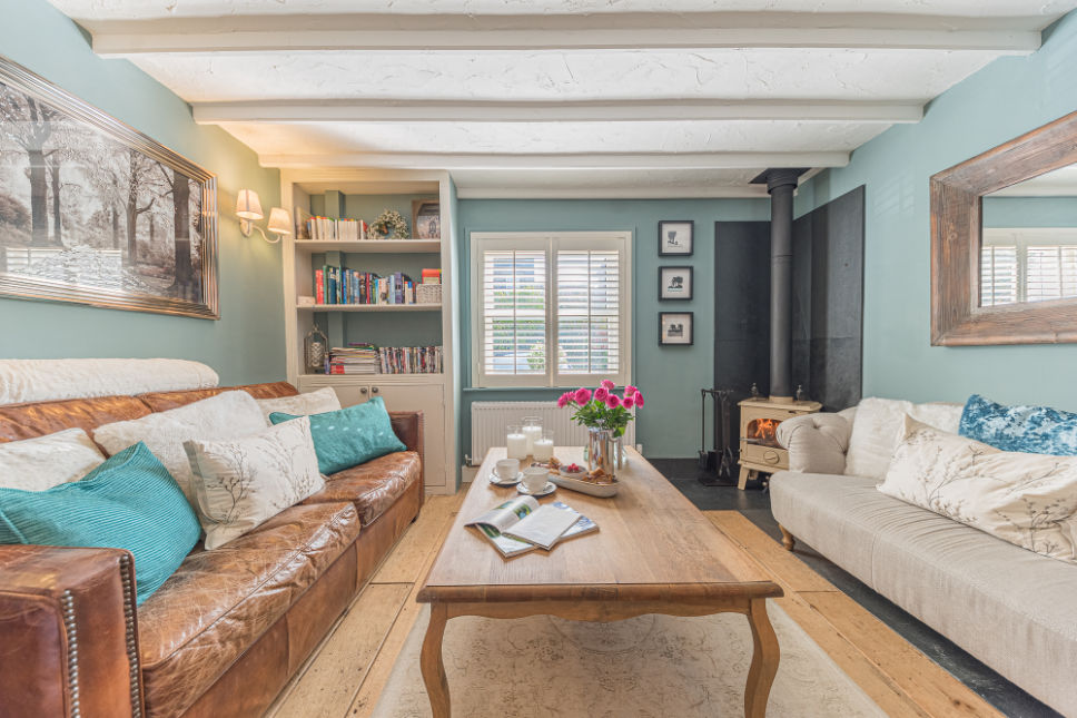 Cosy guest lounge with log-burner